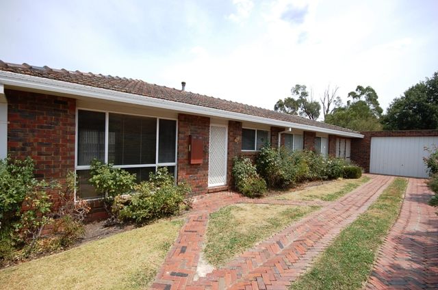 36 Barker Drive, Mooroolbark VIC 3138
