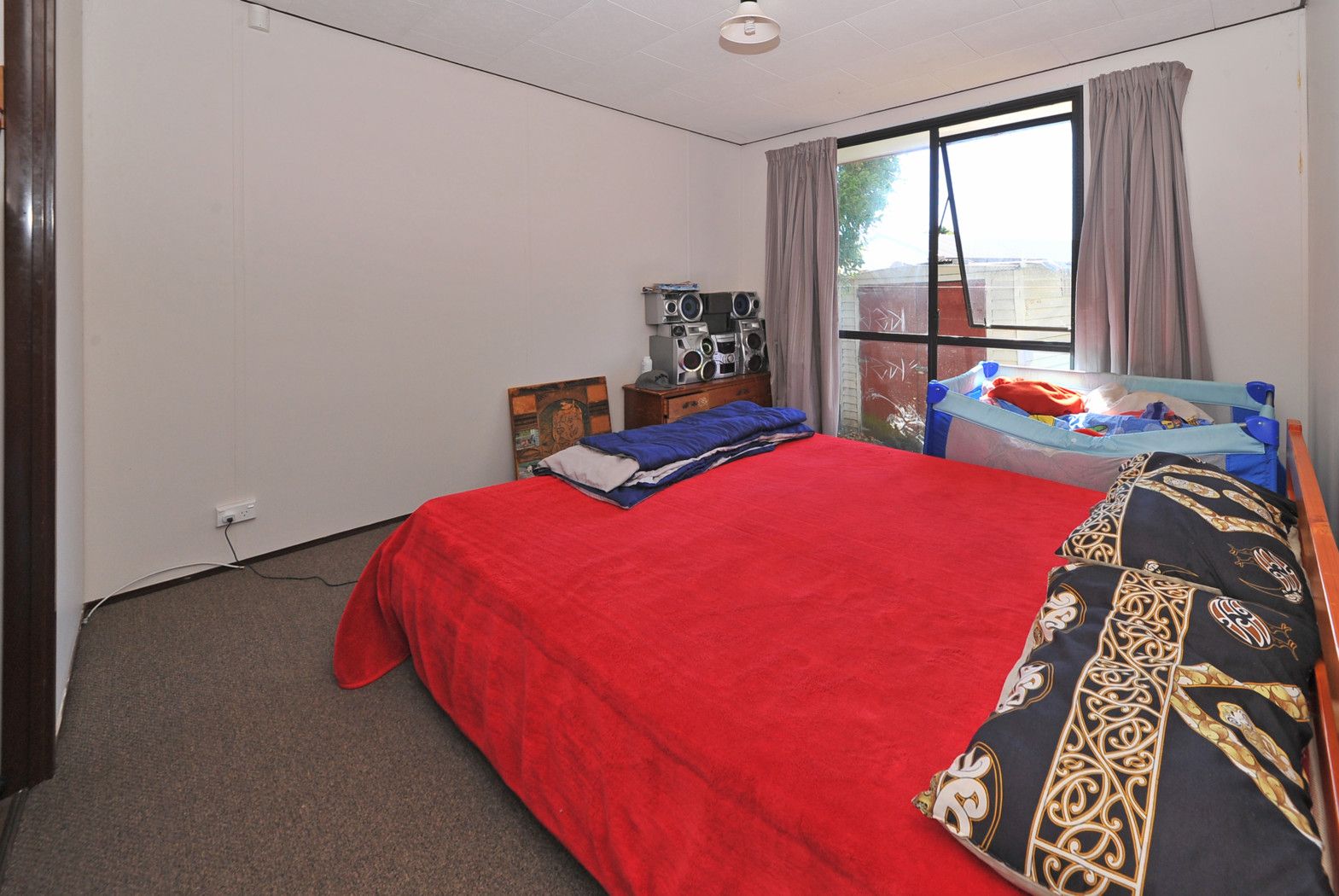 4/7 Barneys Farm Road, Clendon Park, Manukau City