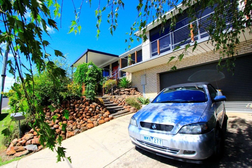90 Barwon Boulevard, Highton, VIC 3216