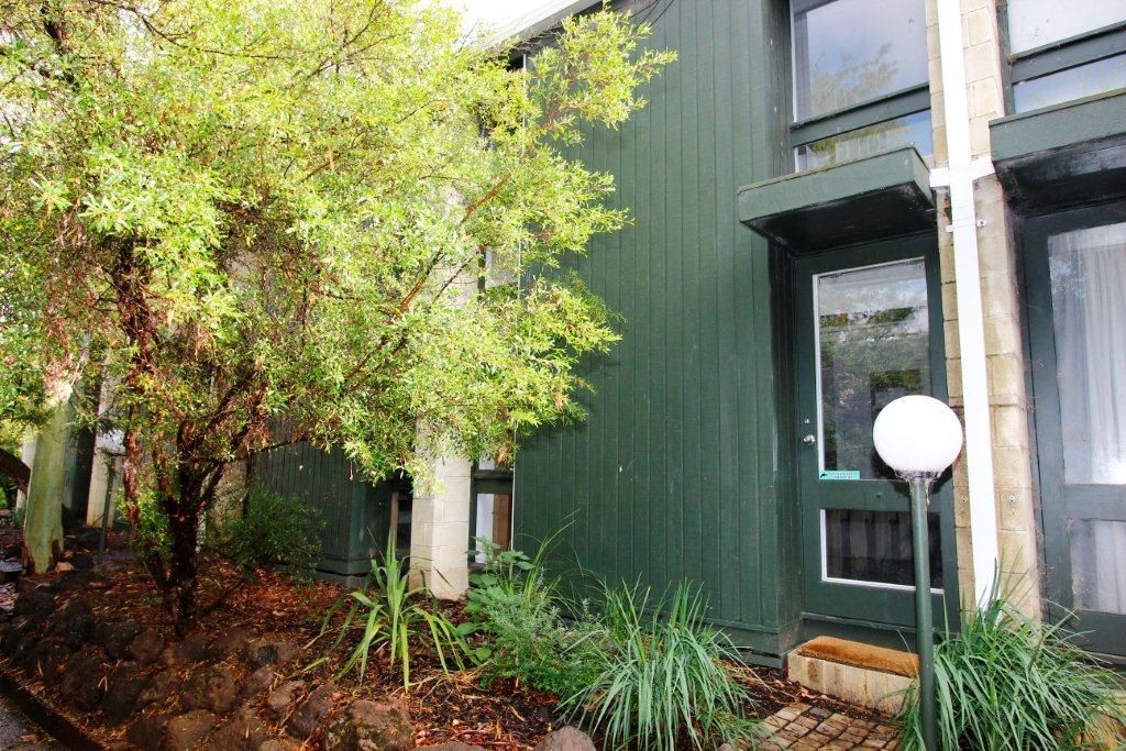 18/27 Montague Street, Highton, VIC 3216