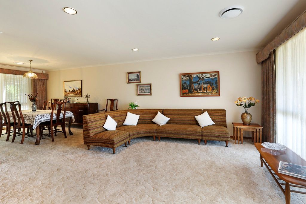 40 Glastonbury Drive, Highton, VIC 3216