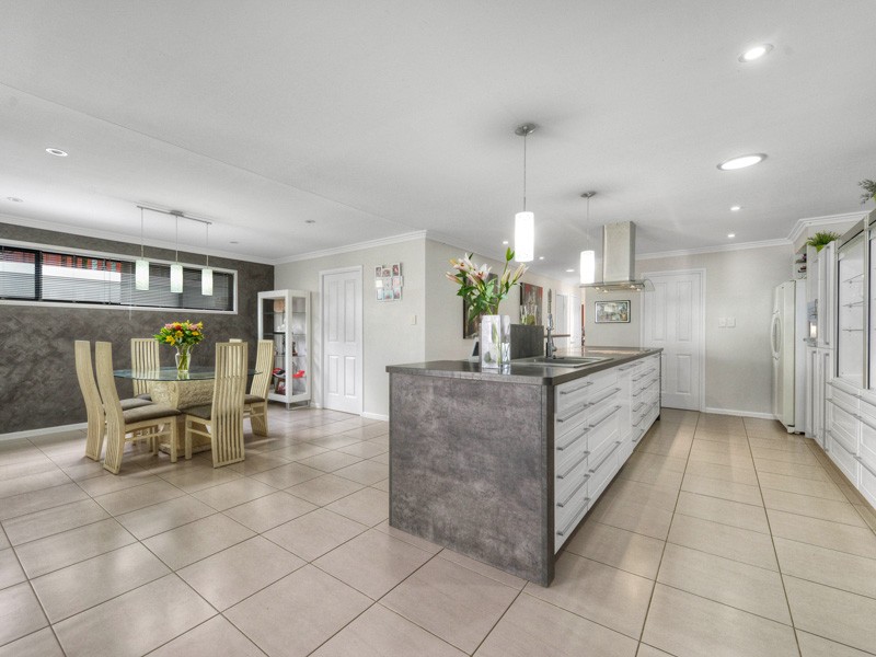 12 Dorames Street, Hendra, QLD 4011