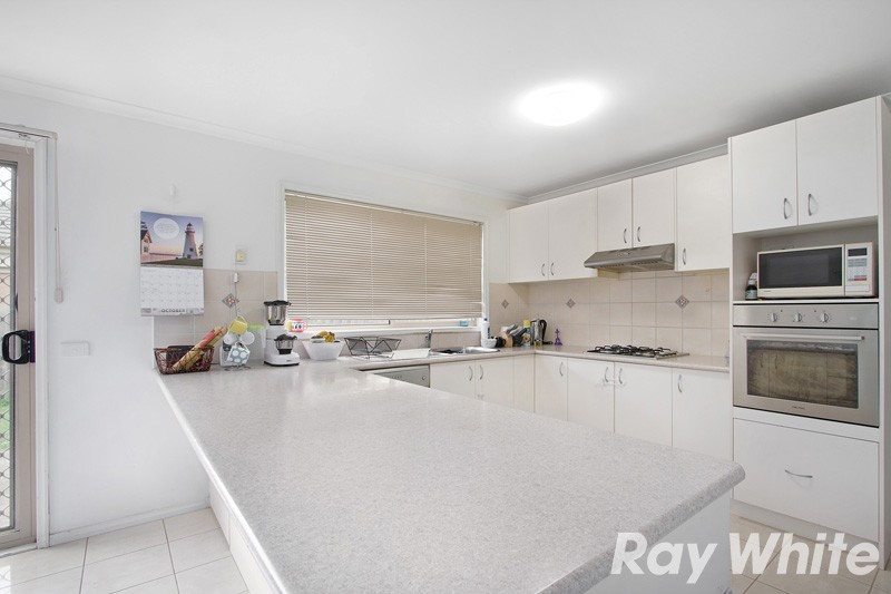 23 Gillian Place, PAKENHAM, VIC 3810