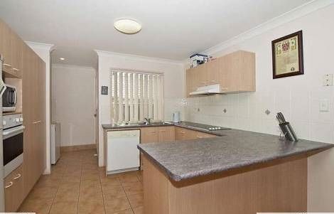 22 Marble Arch, Arundel, QLD 4214