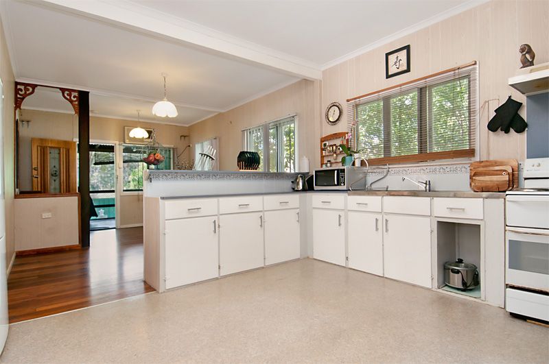 17 Old Landsborough Road, Beerwah, QLD 4519