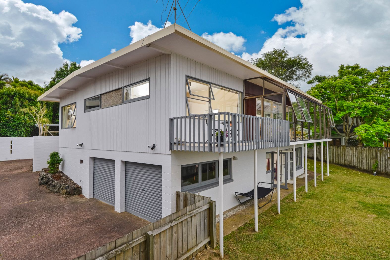 327A Glenfield Road, Glenfield, North Shore City