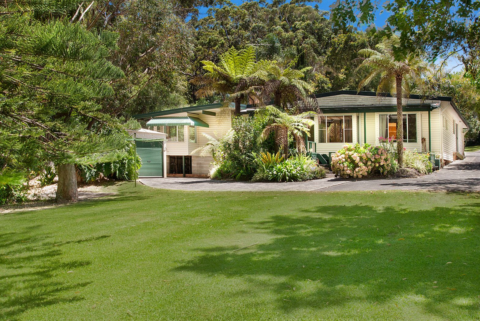 253 Princes Highway, Helensburgh, NSW 2508