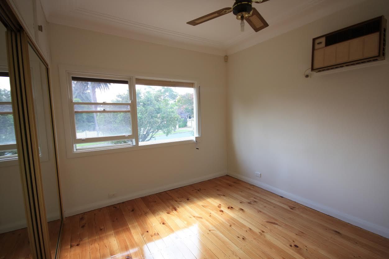 51 Warby Street, Campbelltown, NSW 2560