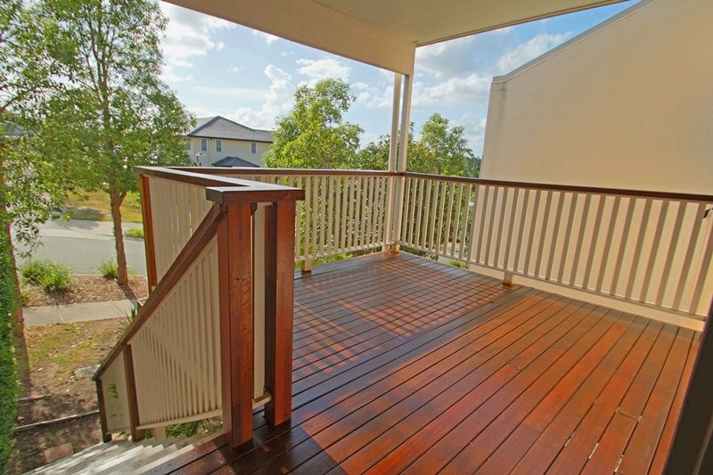 11 Creekside Drive, Springfield Lakes, QLD 4300