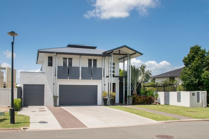 38 Calmwater Crescent, Helensvale, QLD 4212