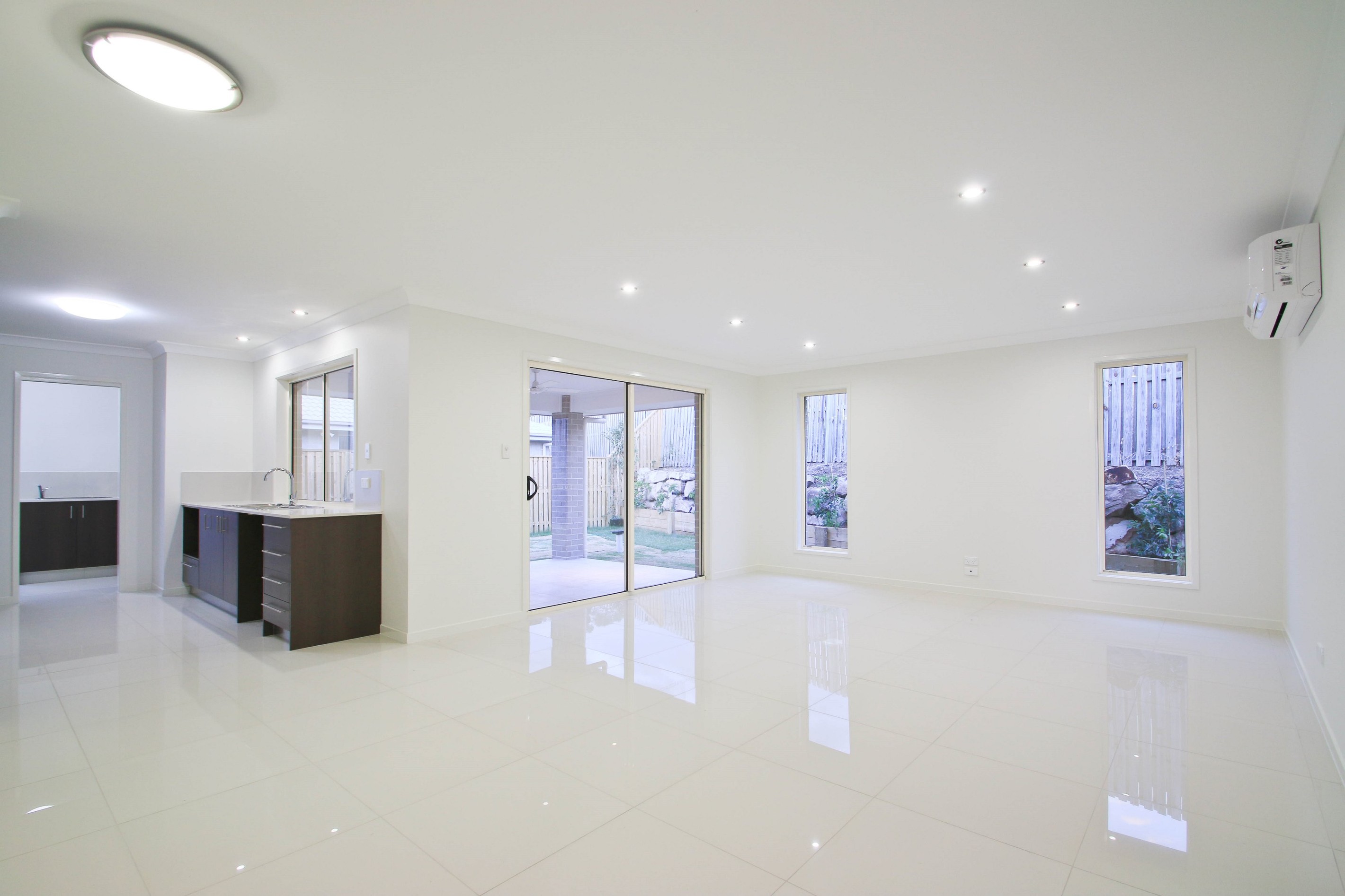26 Holterman Crescent, Redbank Plains, QLD 4301