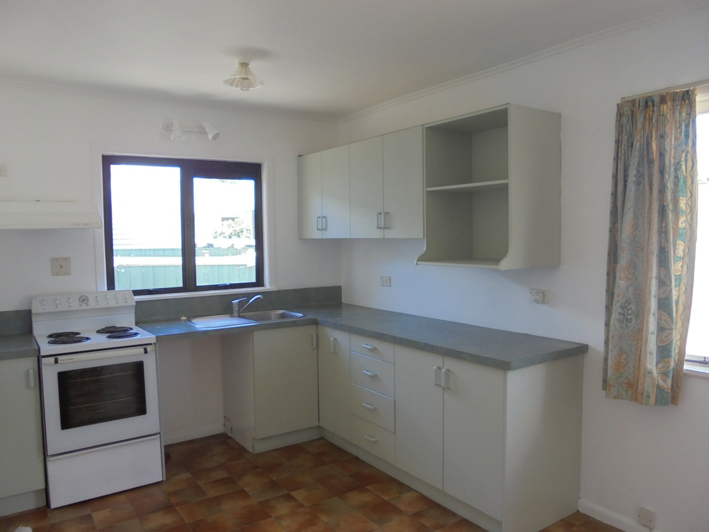 27 MacDonald Road, Glenview, Hamilton City