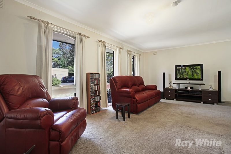 20 Greenaway Drive, Ferntree Gully, VIC 3156