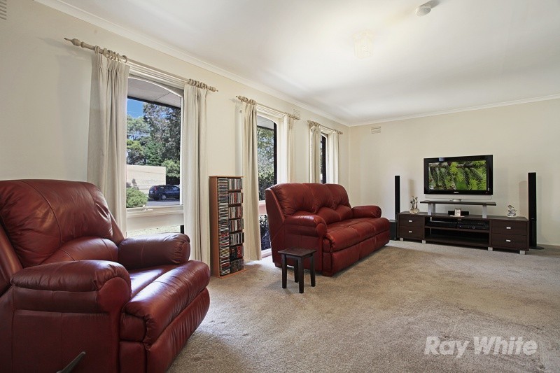 20 Greenaway Drive, Ferntree Gully, VIC 3156