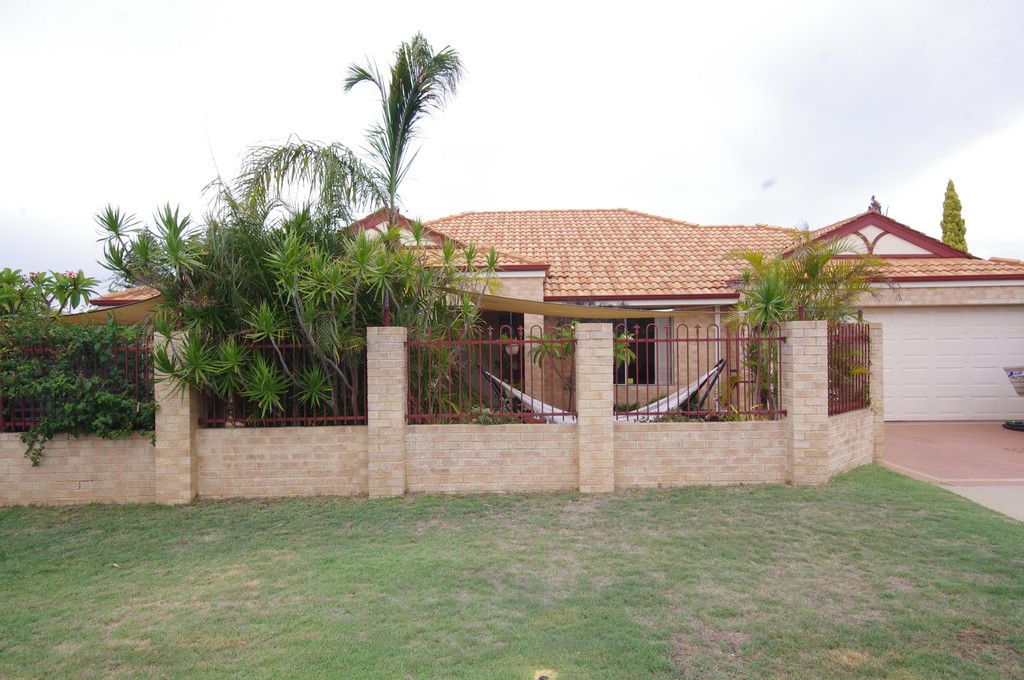1/301 Drake Street, Morley, WA 6062