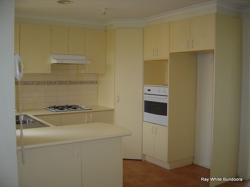 2/11 Cash Street, KINGSBURY, VIC 3083