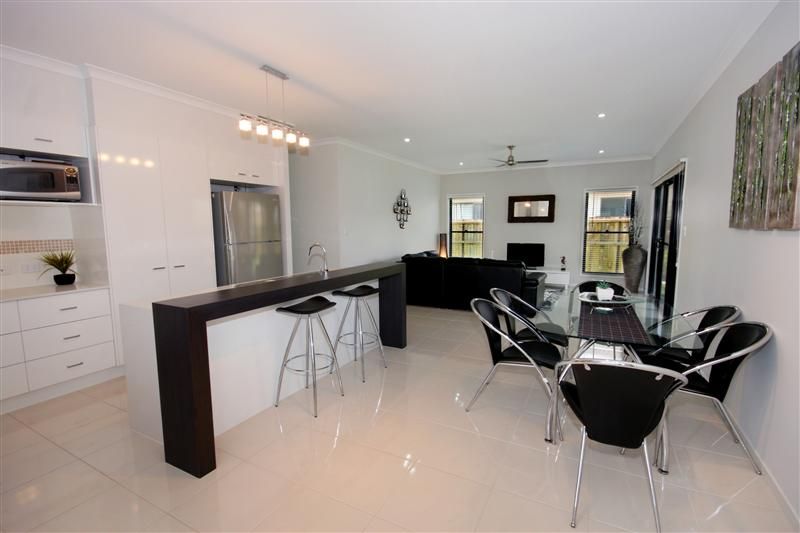 11 Ellis Place, MOUNTAIN CREEK, QLD 4557