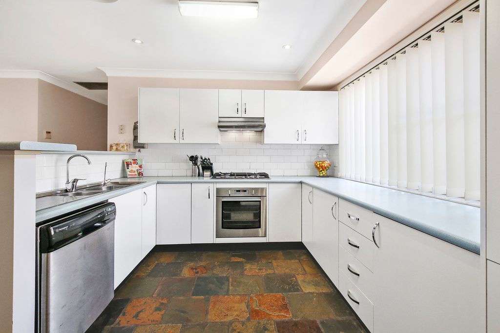 57 Stockdale Crescent, Abbotsbury, NSW 2176