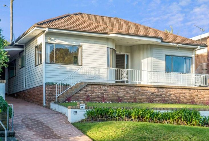 11 Minnamurra Street, Kiama, NSW 2533