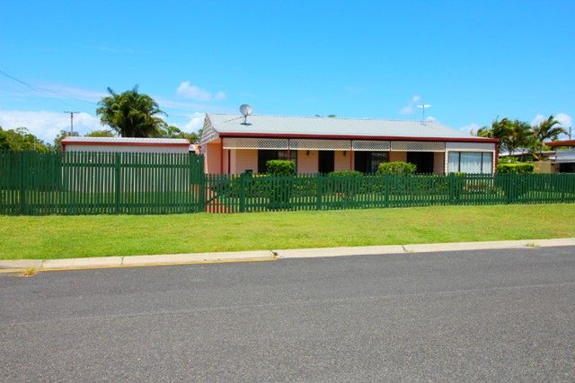 18 Alpinia Avenue, BANKSIA BEACH, QLD 4507