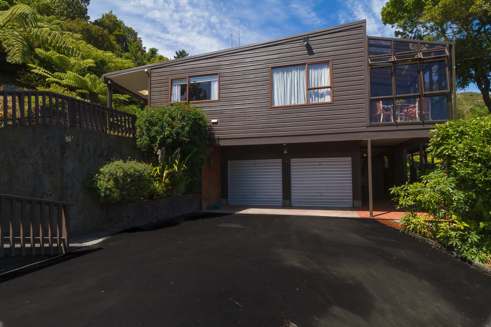 24 Summit Road, Fairfield, Lower Hutt City
