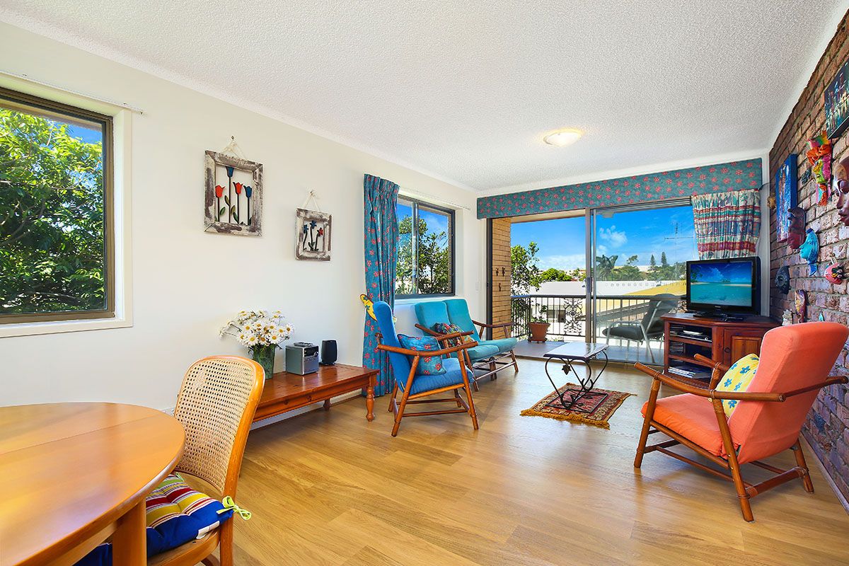 18 William Street, Alexandra Headland QLD 4572