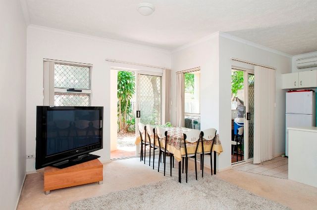 1/75-77 Riding Road, Hawthorne, QLD 4171