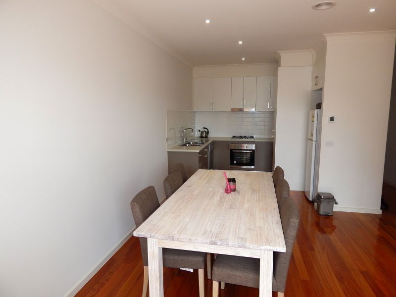 16 Mustang Lane, Thomastown, VIC 3074