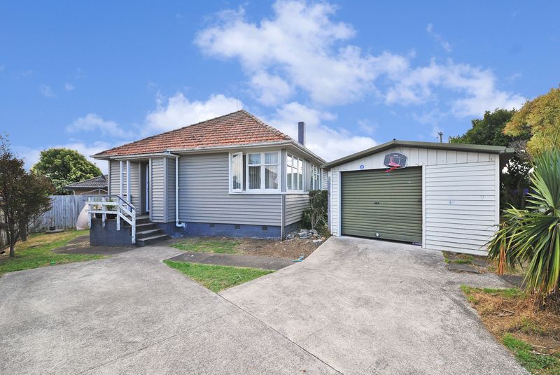 FINAL NOTICE - Vendor Liquidates - Papakura