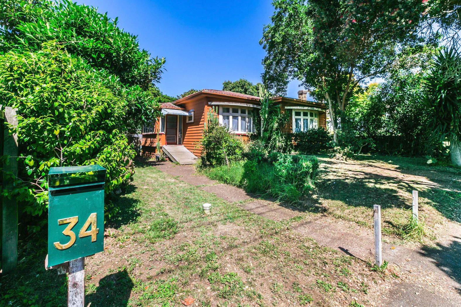 34 Waddell Avenue, Point England, Auckland City