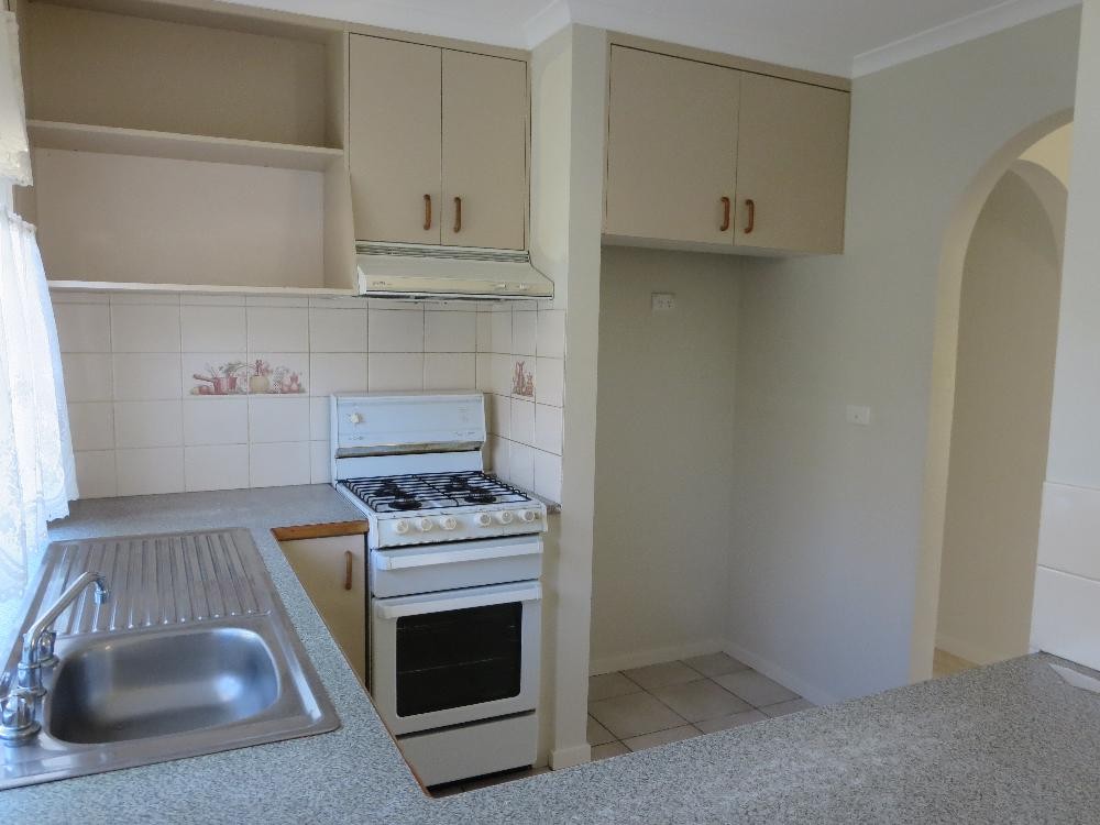 1/6 Graetz Court, LAVINGTON, NSW 2641