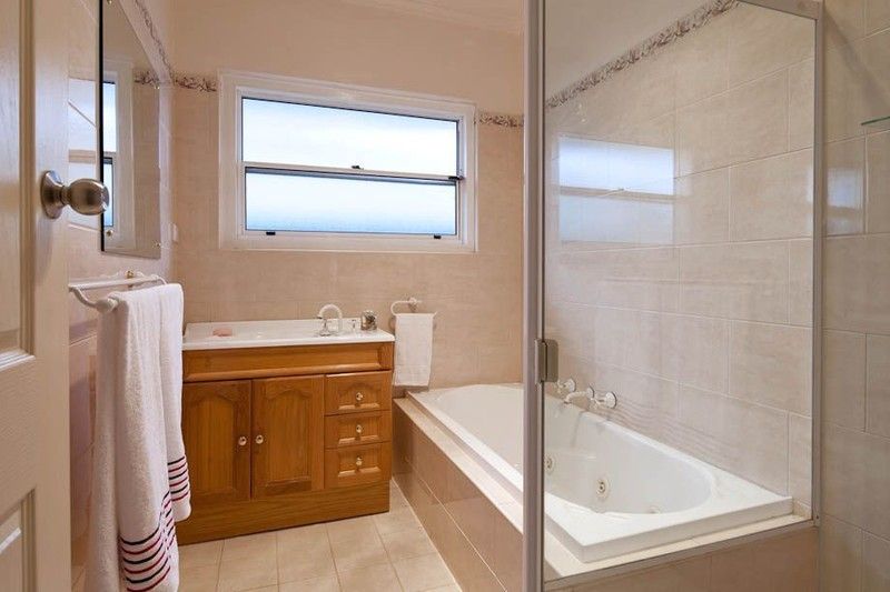 18 Pacific Parade, West Beach, SA 5024