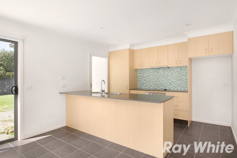 4 Valencia Lane, Pakenham, VIC 3810