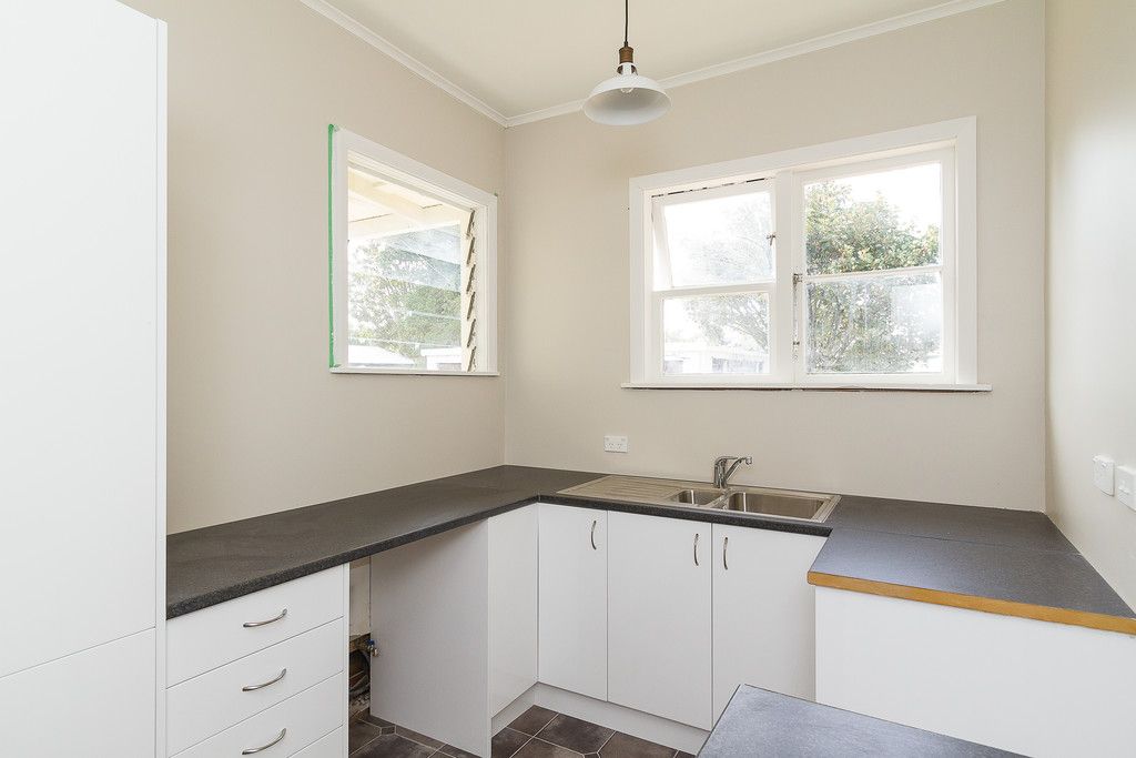 4 Riddlers Crescent, Petone, Lower Hutt City
