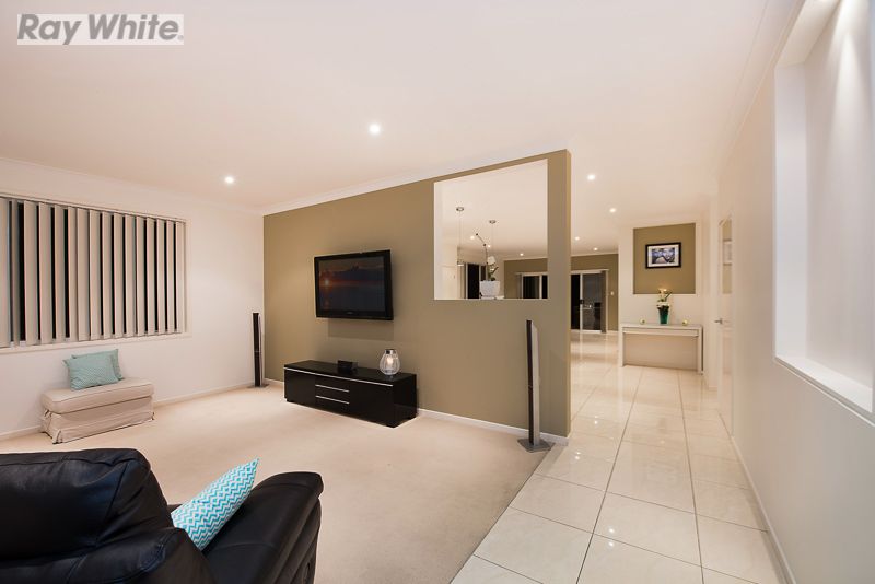 10 Wombat Parade, North Lakes, QLD 4509