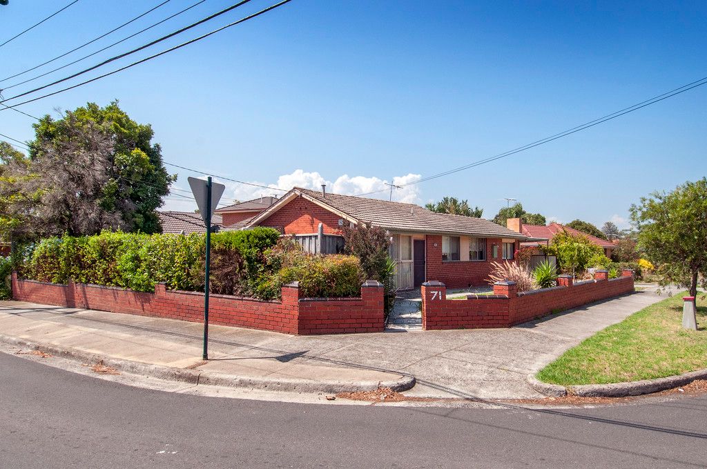 71 Noorong Avenue, Bundoora VIC 3083