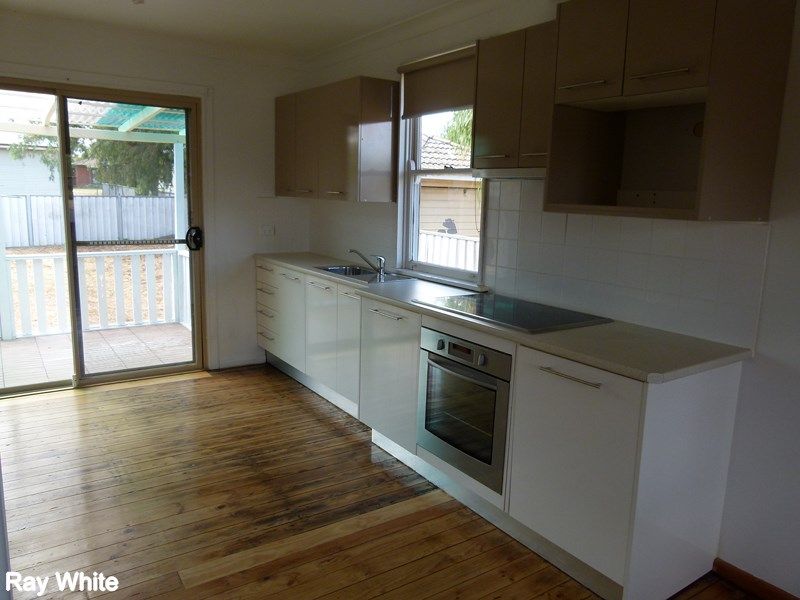 12 Dawson Street, Forbes, NSW 2871
