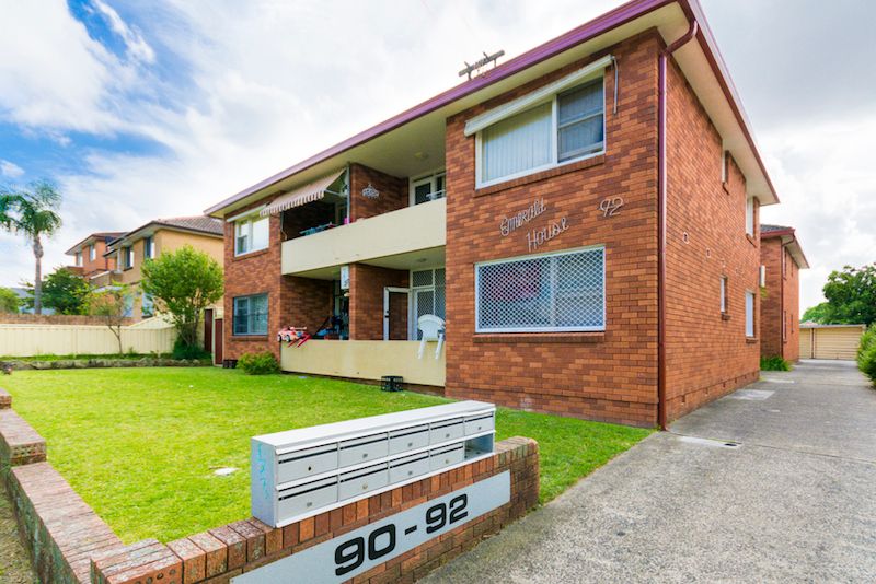 90-92 Broadway, Punchbowl NSW 2196