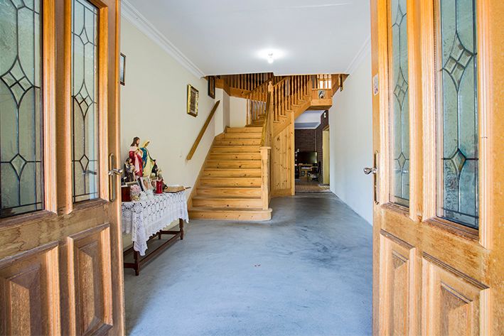 3 Carbora Dale, Greensborough, VIC 3088