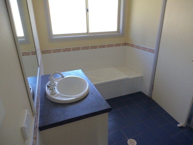 8 Ivy Lea Place, Goulburn, NSW 2580