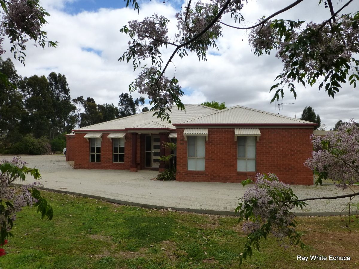 10 Schoeffel Drive, ECHUCA, VIC 3564