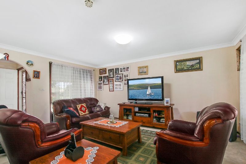 2 Petrel Place, Hinchinbrook, NSW 2168