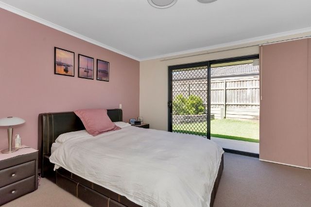 15 Oak Street, Heathwood, QLD 4110