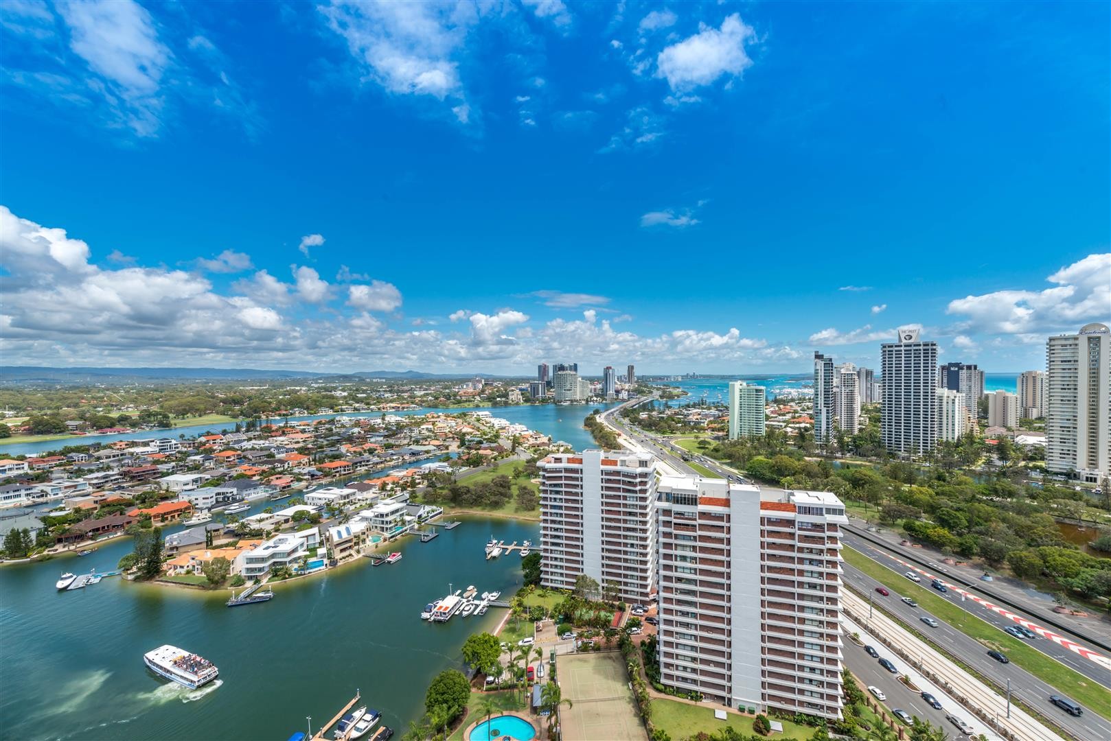 Apt 147/12 'Grand Mariner' Commodore Drive, SURFERS PARADISE, QLD 4217