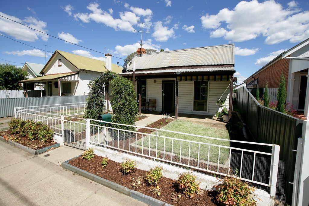 58 Crampton Street, Wagga Wagga, NSW 2650