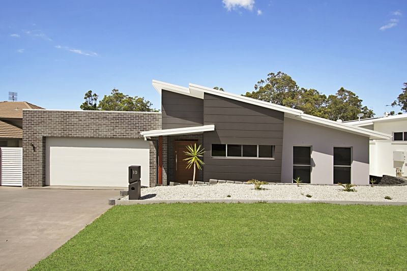 10 Westwood Street, BANORA POINT NSW 2486