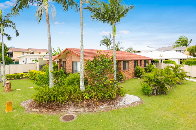 Runaway Bay, QLD 4216