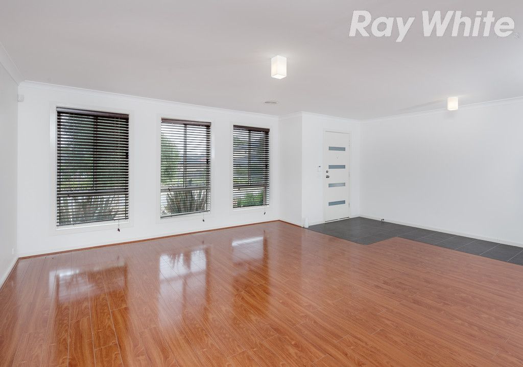 2 Willie-Wagtail Drive, South Morang, VIC 3752