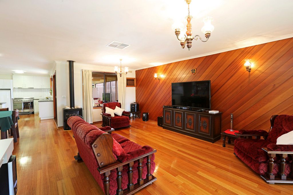 24 Talpa Crescent, Corio, VIC 3214