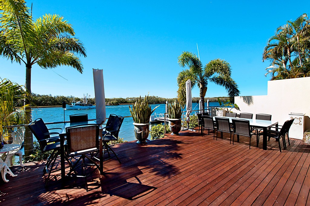 7104 Marine DR E, Sanctuary Cove, QLD 4212